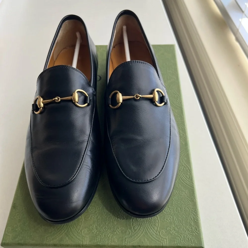 Gucci Black Leather Loafers with Gold Hardware - Picture 2 of 15